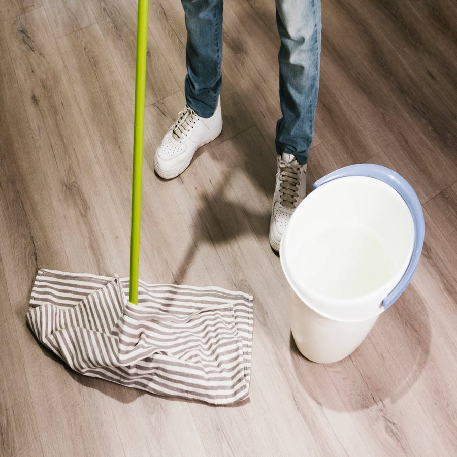 Cách vệ sinh sàn nhựa giả gỗ